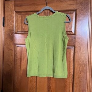 Green sleeveless sweater